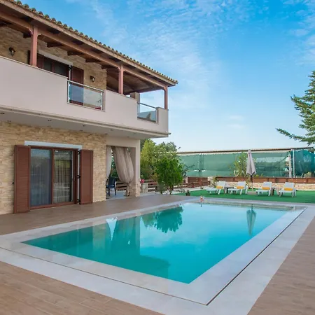 Villa Peroulis Laganas