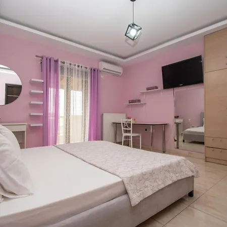 Villa Peroulis *