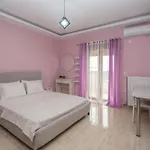 Peroulis Vila *